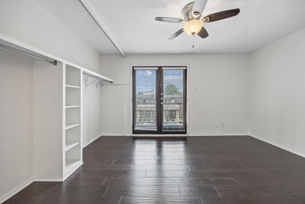 5916 Sandhurst Lane - Photo 24