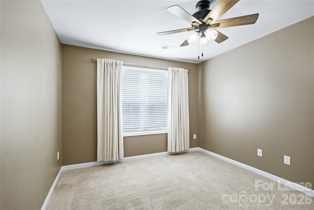 8176 Sheffield Drive - Photo 30