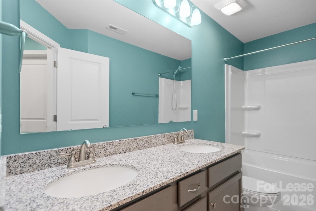 8176 Sheffield Drive - Photo 33