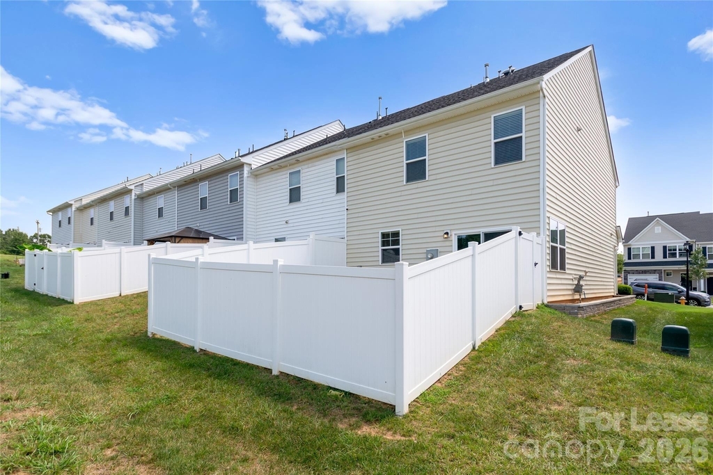 8176 Sheffield Drive - Photo 20