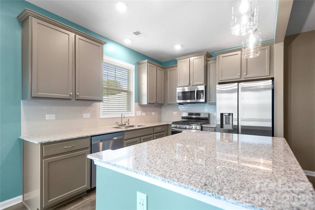 8176 Sheffield Drive - Photo 11