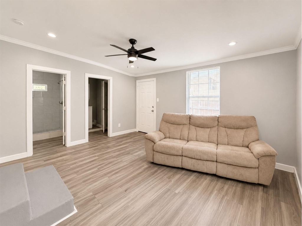 1306 Locust Street - Photo 10