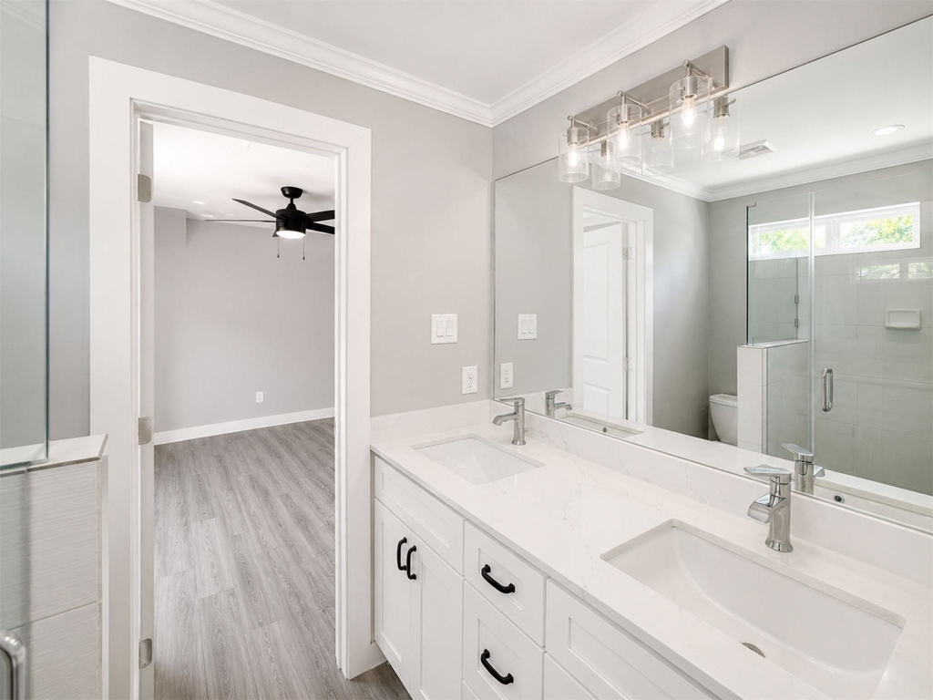 1306 Locust Street - Photo 13
