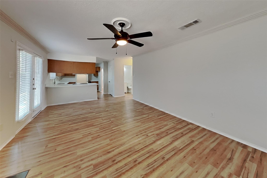 8712 Limestone Drive - Photo 1