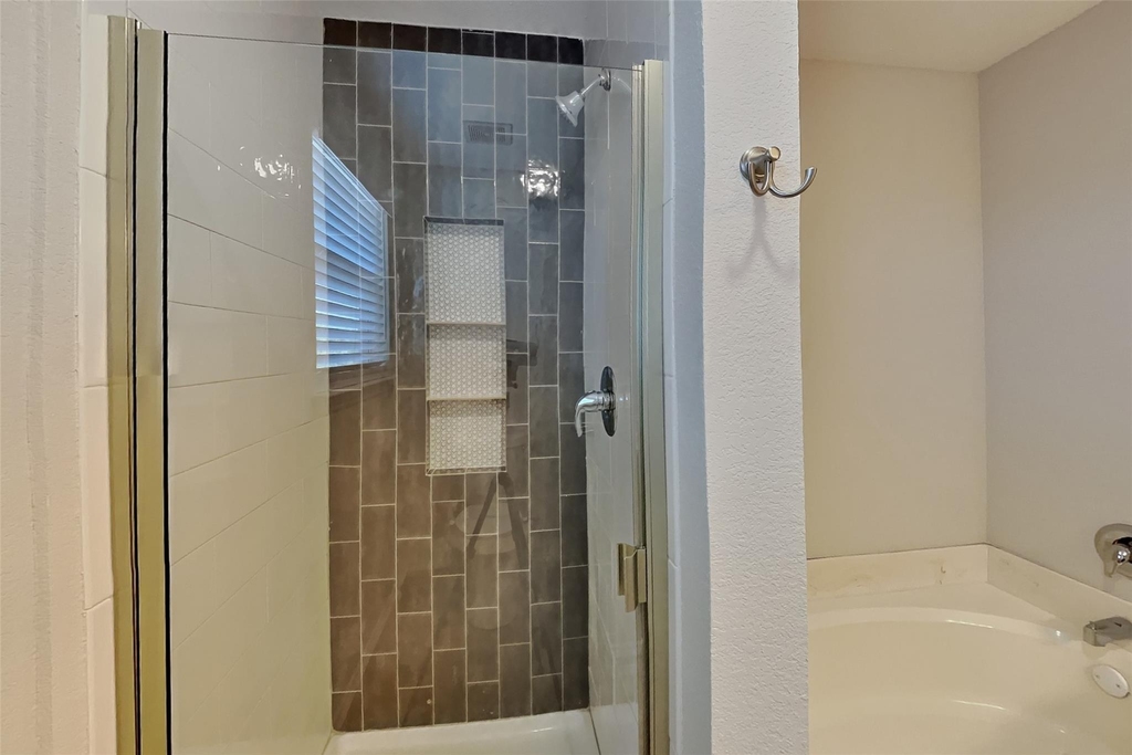 8712 Limestone Drive - Photo 9