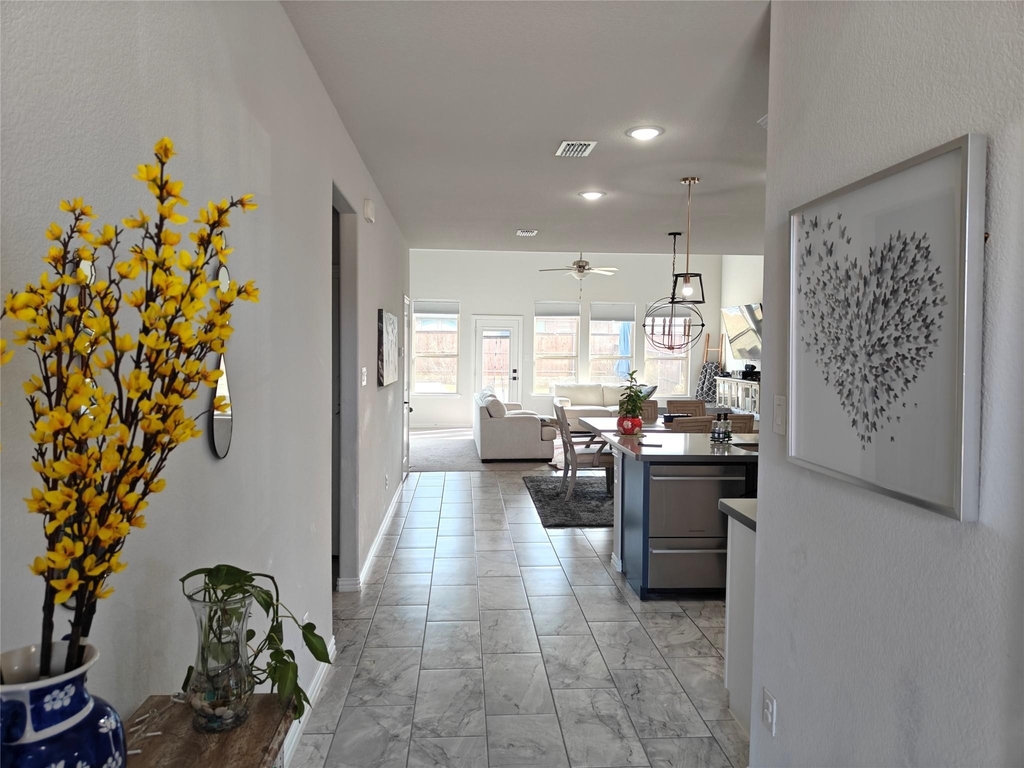 1001 Azure Lane - Photo 2
