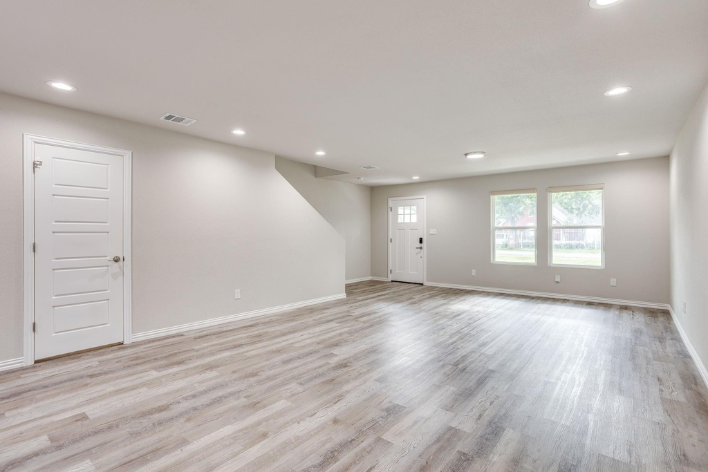 931 River Road - Photo 4