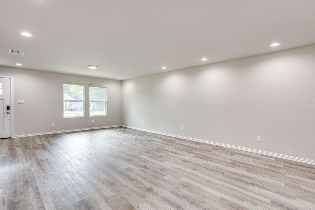 931 River Road - Photo 6