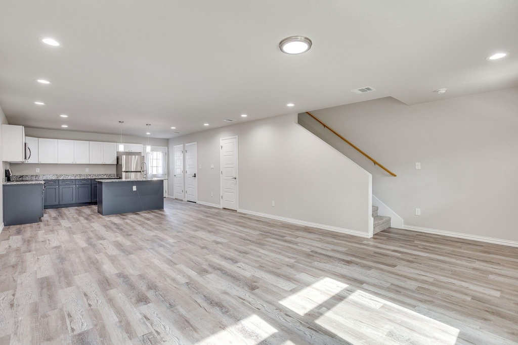 931 River Road - Photo 3