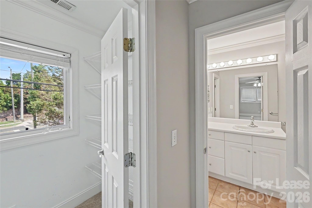 2545 Rea Road - Photo 35