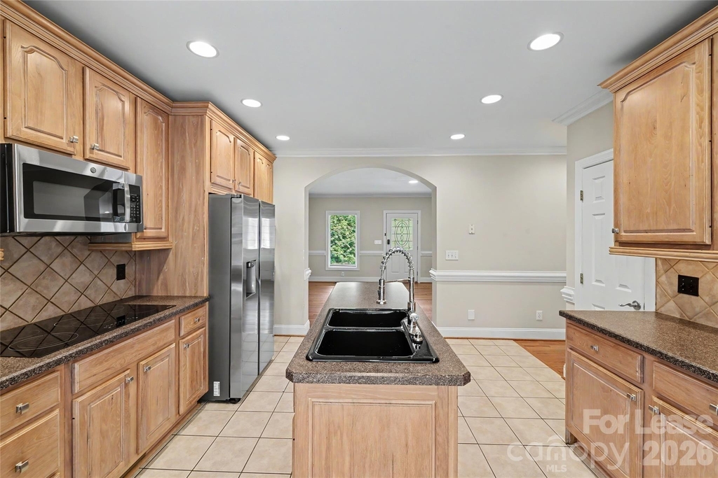 2545 Rea Road - Photo 14