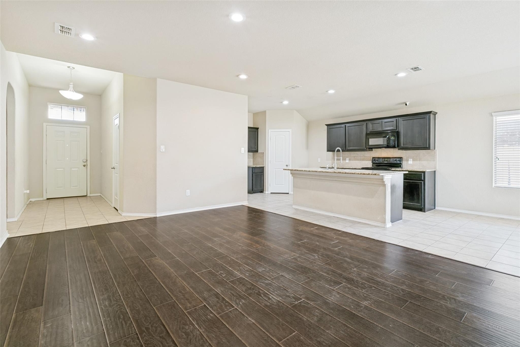 8817 Poynter Street - Photo 5
