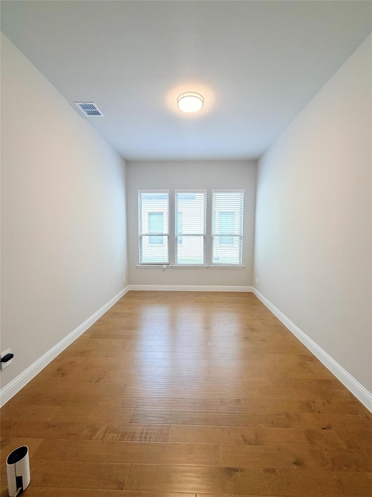 847 Calusa Drive - Photo 5
