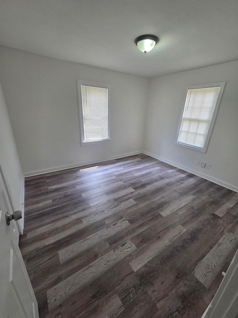 3328 Lynnfield Drive - Photo 5