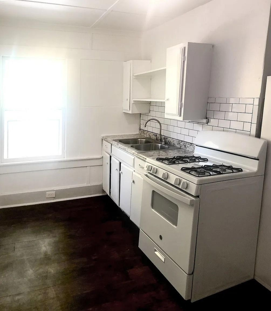 3715 Travis Avenue - Photo 4