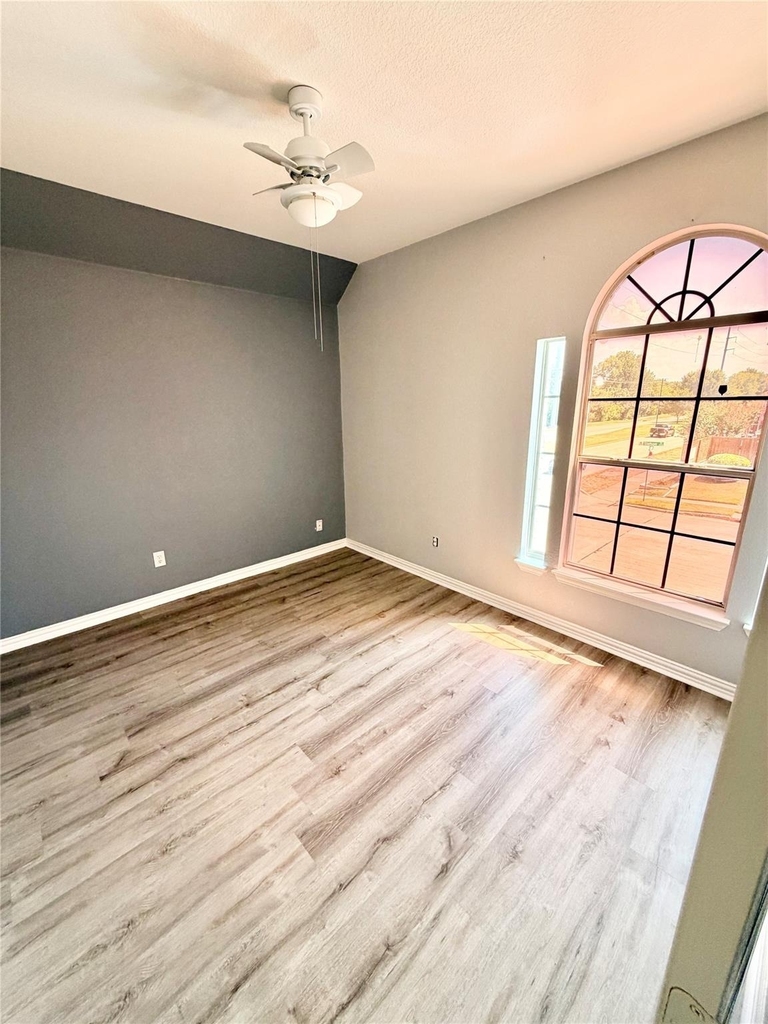2501 Stetson Drive - Photo 11