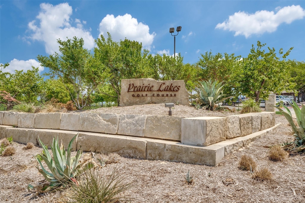 7 W Mountain Lane - Photo 16