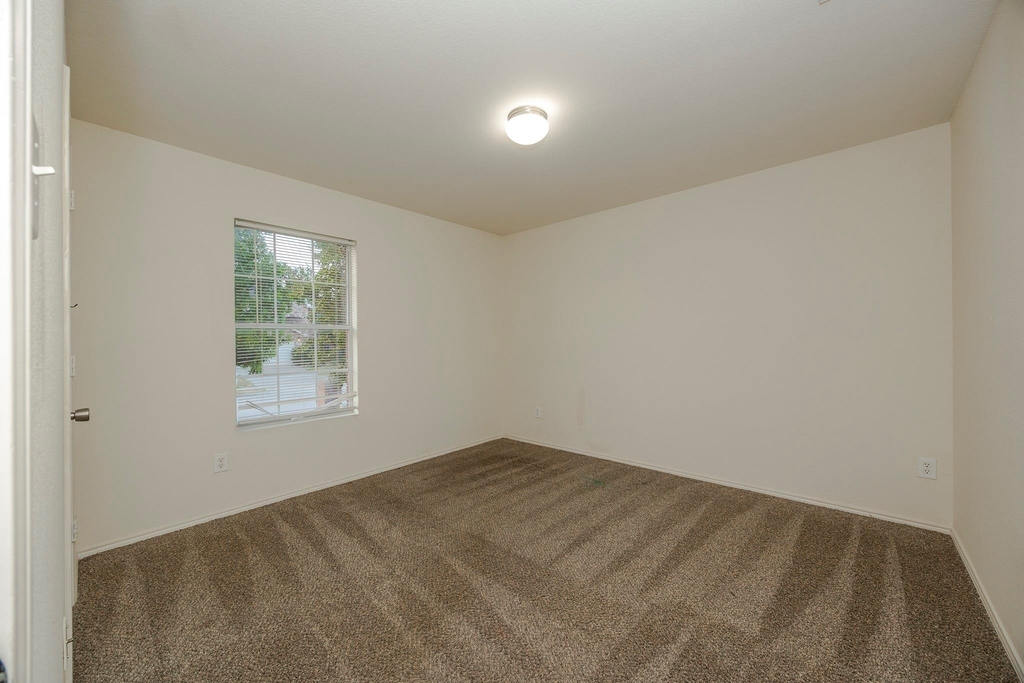 1436 Puerto Lago Drive - Photo 5