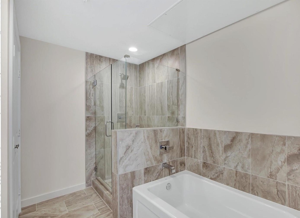 1209 Beaconsfield Lane - Photo 4