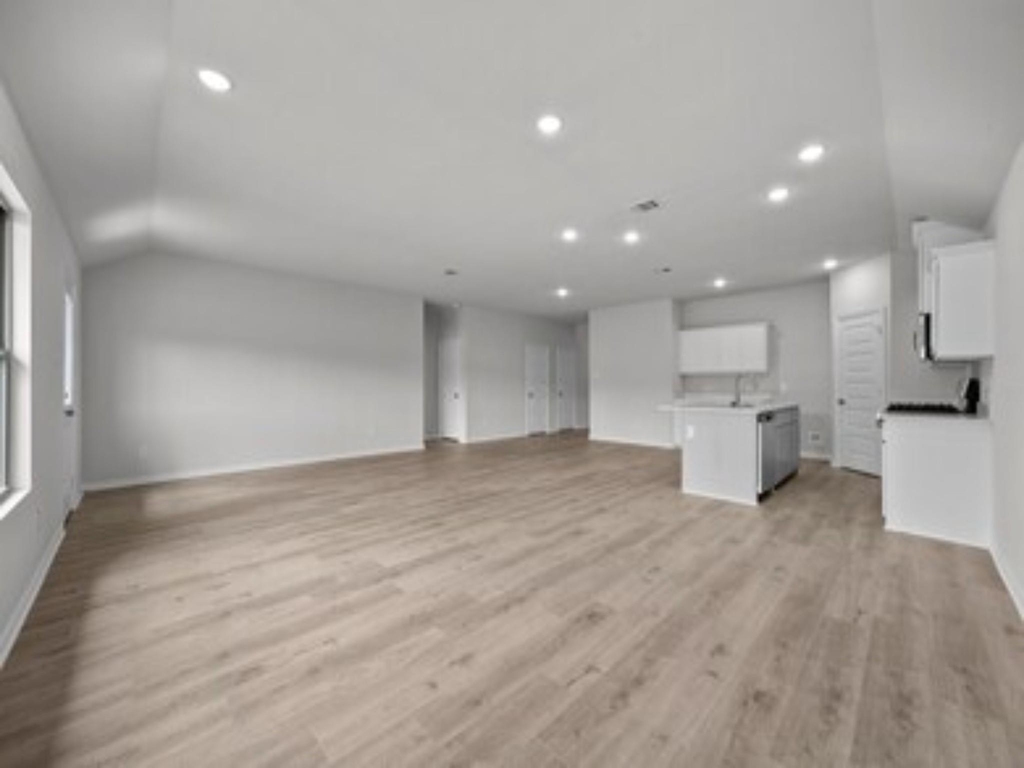 553 Hickory Ridge - Photo 3