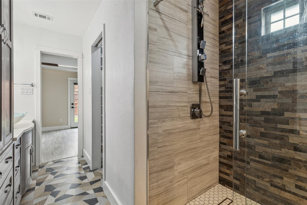 10207 Shelburne Drive - Photo 15
