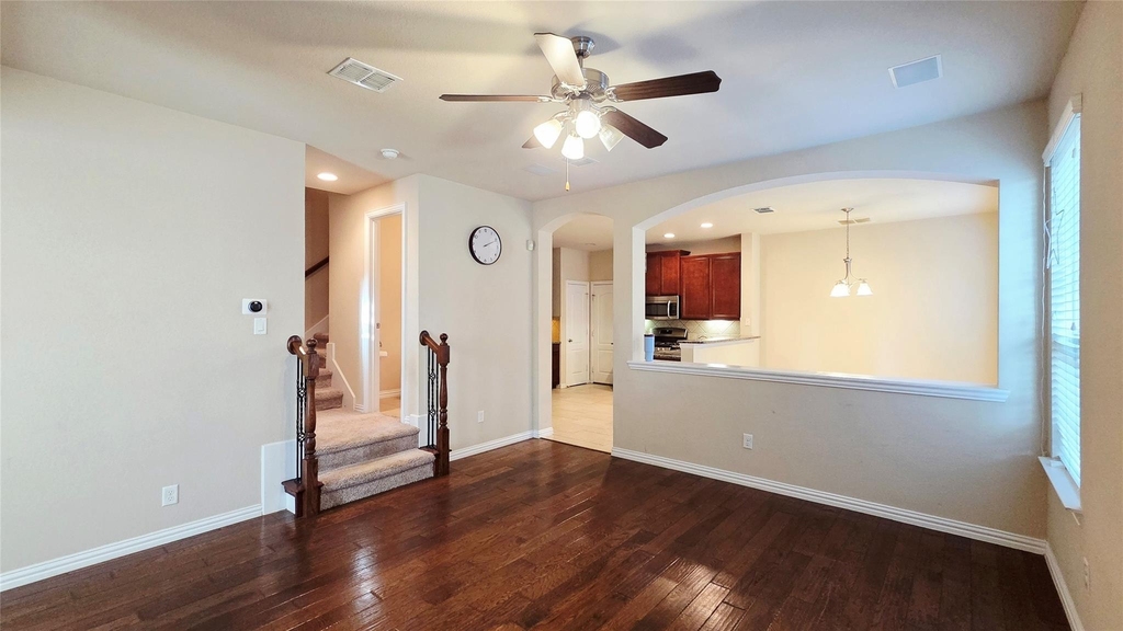 4364 Peregrine Way - Photo 2