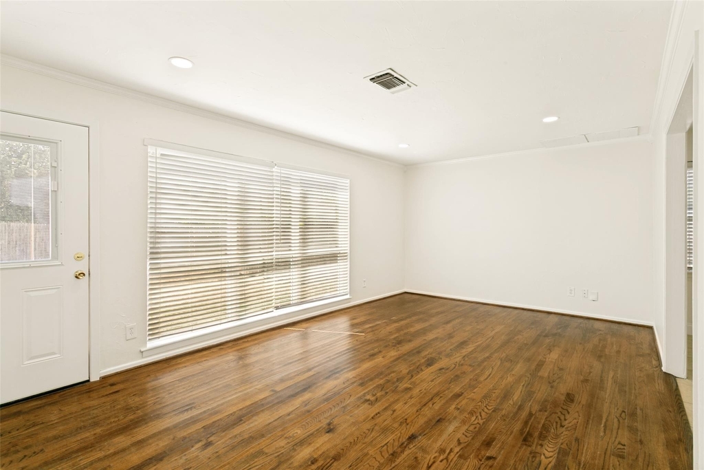 3612 Winston Road - Photo 4