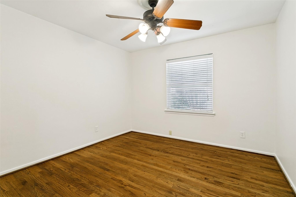 3612 Winston Road - Photo 10