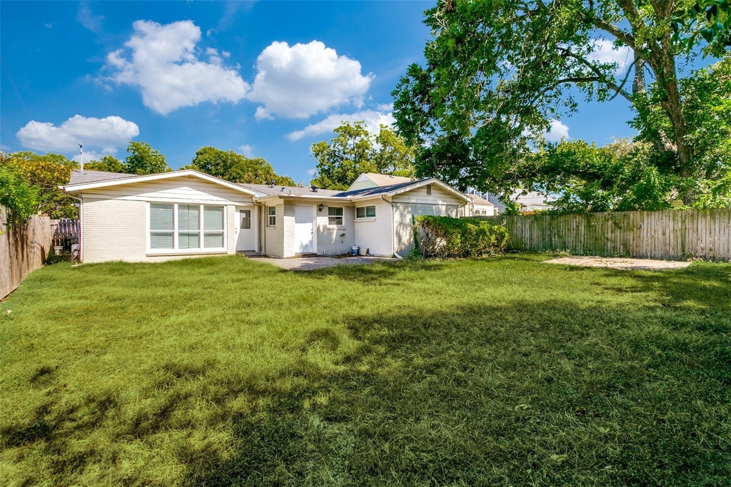 3612 Winston Road - Photo 14