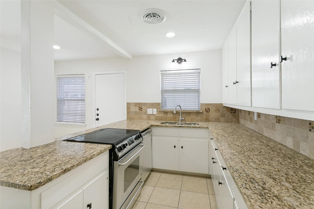 3612 Winston Road - Photo 2