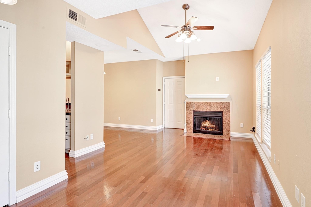 14400 Montfort Drive - Photo 2