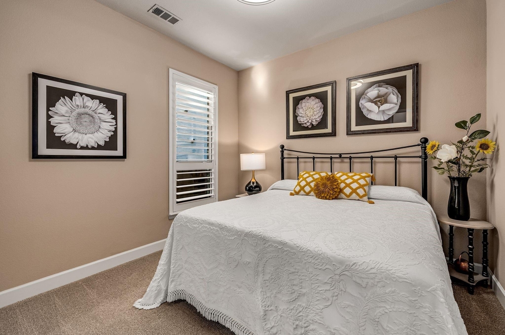 3025 Warrington - Photo 11