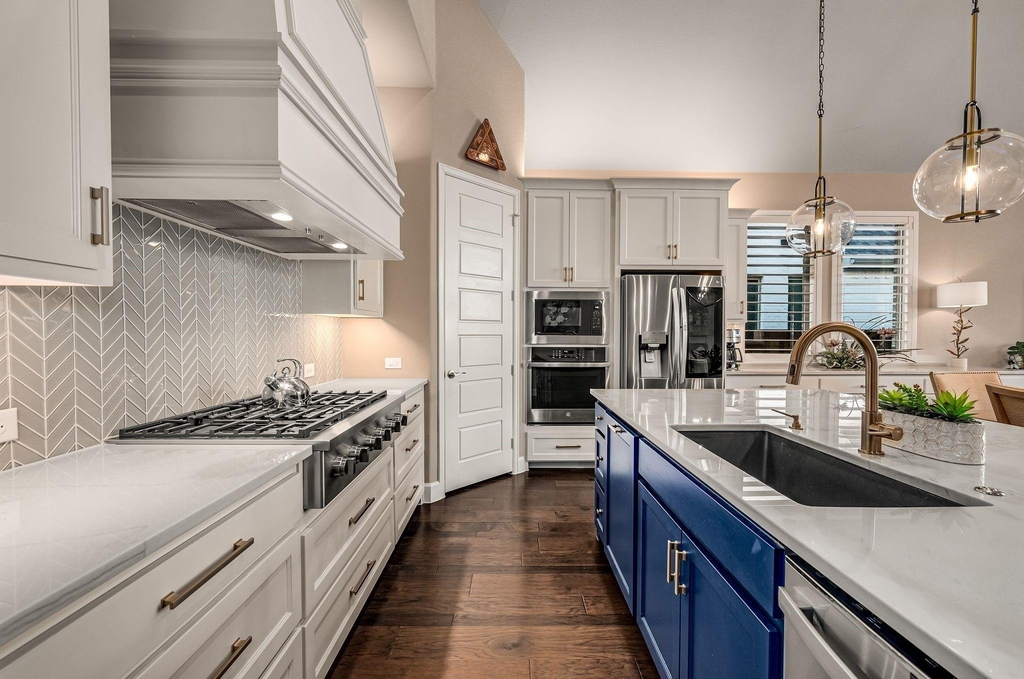 3025 Warrington - Photo 13