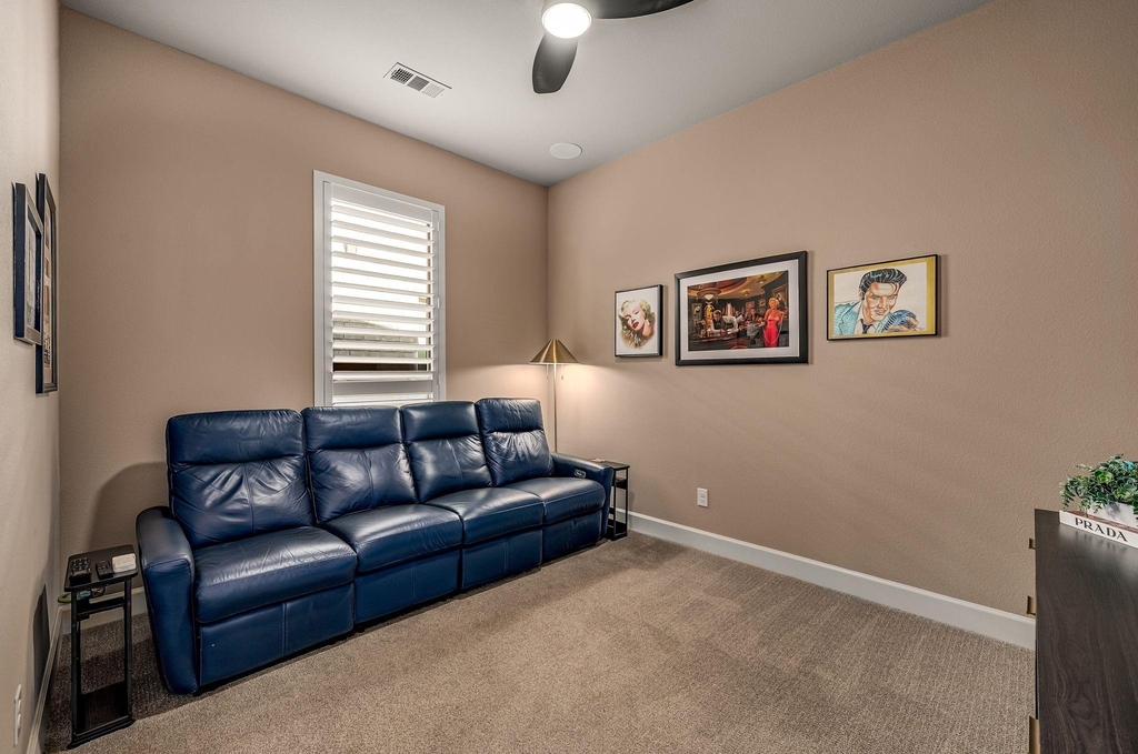 3025 Warrington - Photo 33