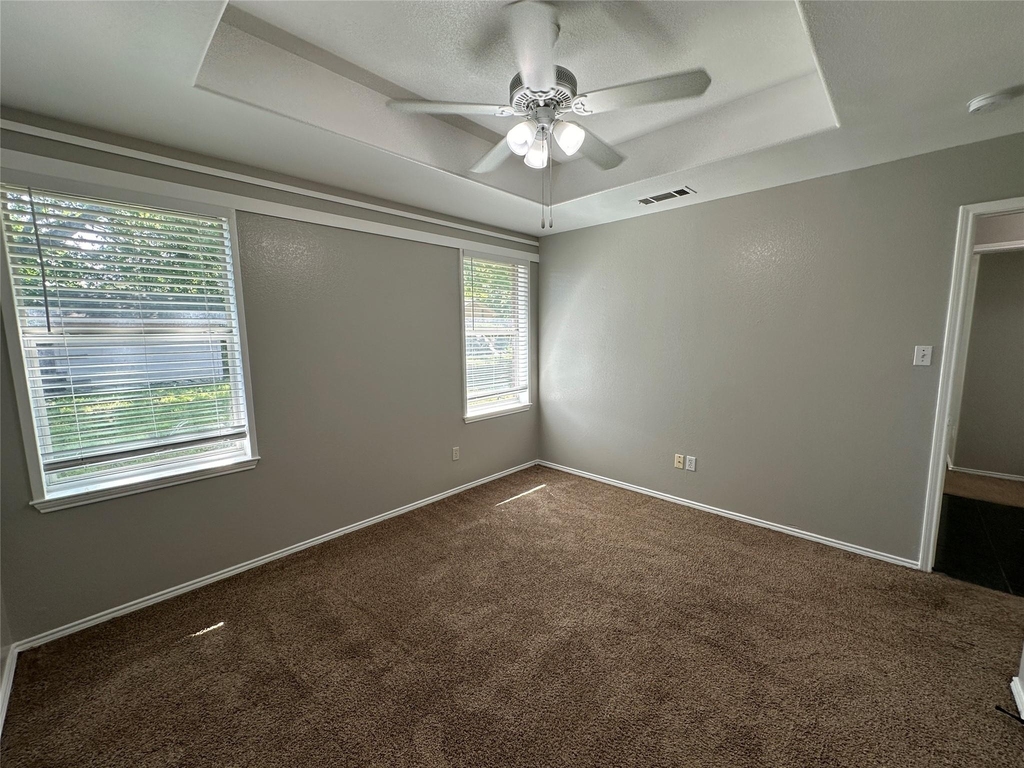 726 Elkhart Avenue - Photo 11