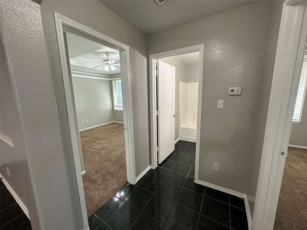 726 Elkhart Avenue - Photo 7