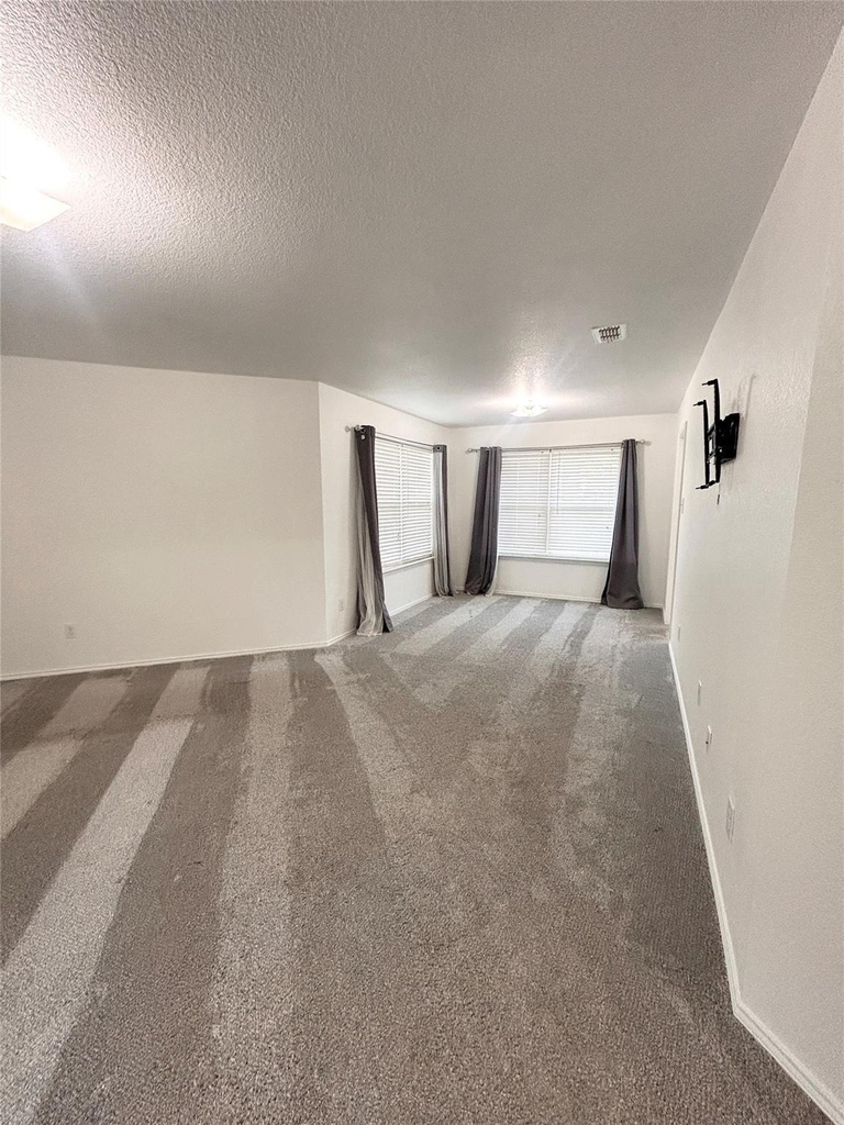 2221 Juarez Drive - Photo 9