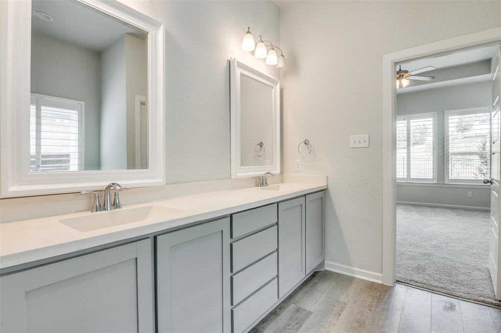 1407 Lone Eagle Way - Photo 18