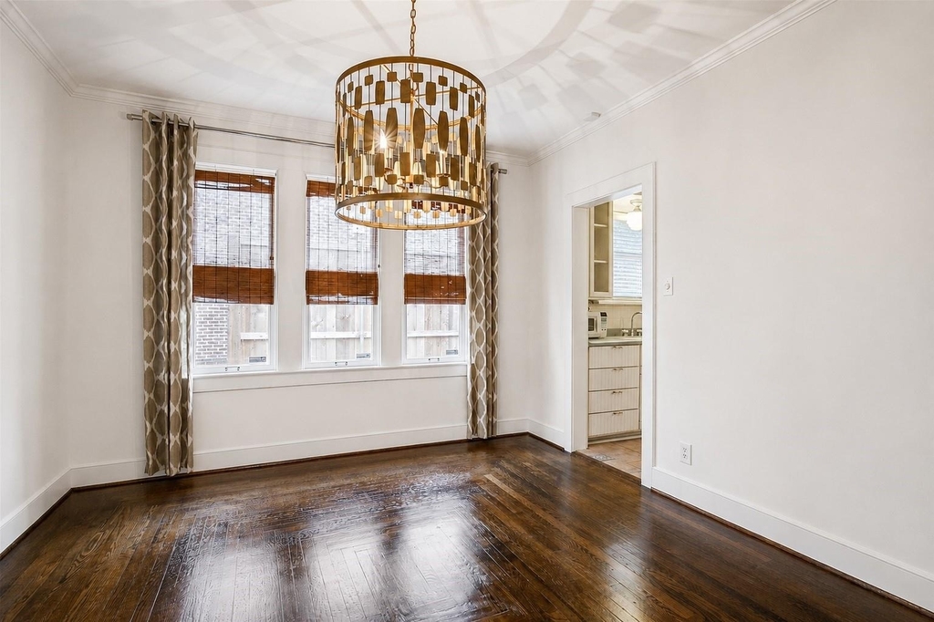 5911 Vanderbilt Avenue - Photo 5