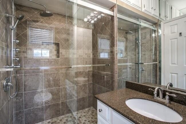 4419 Holland Avenue - Photo 7
