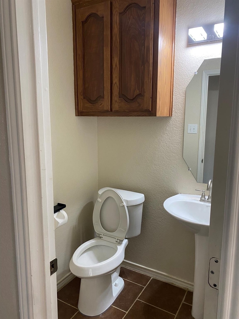 9367 Aristocrat Lane - Photo 9