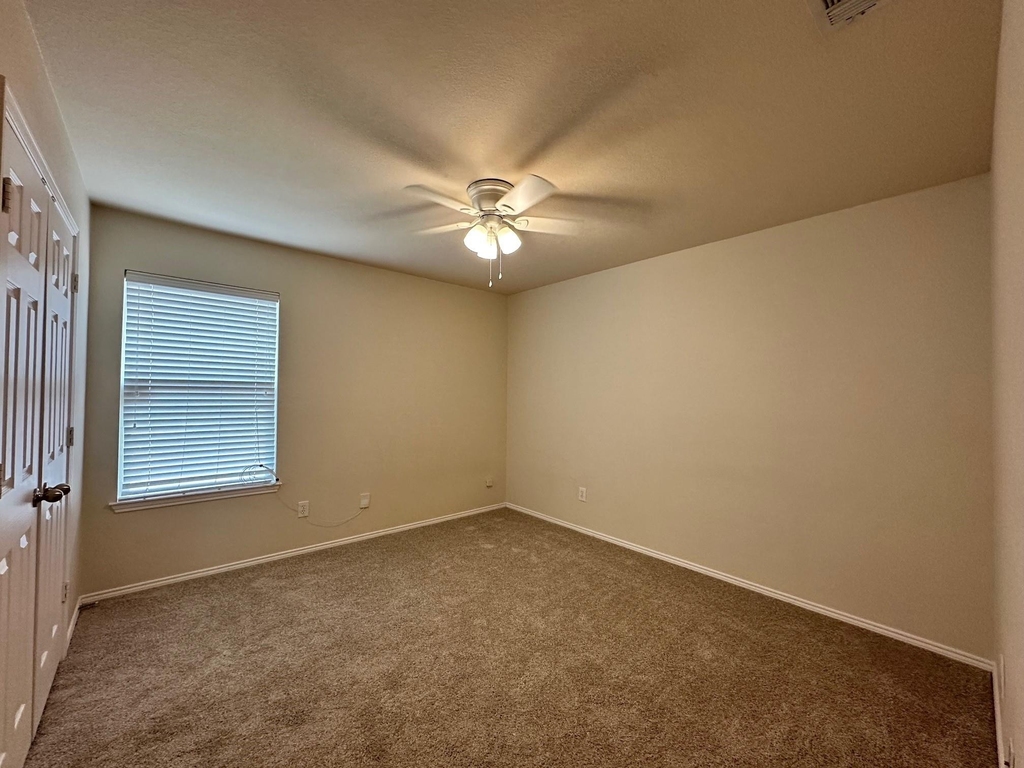 5733 Mirror Ridge Drive - Photo 10