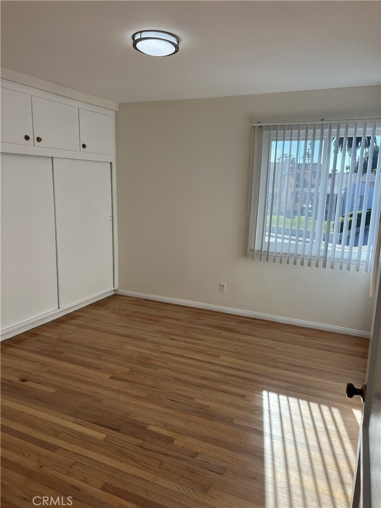 401 W Grand Avenue - Photo 5