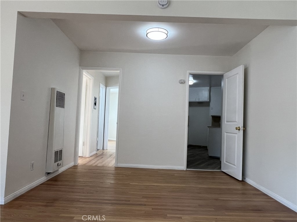 401 W Grand Avenue - Photo 3