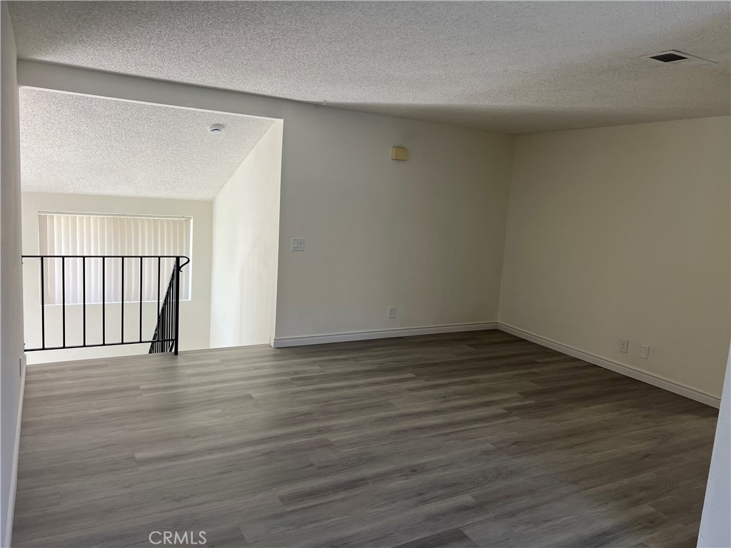221 Grayson Way - Photo 4