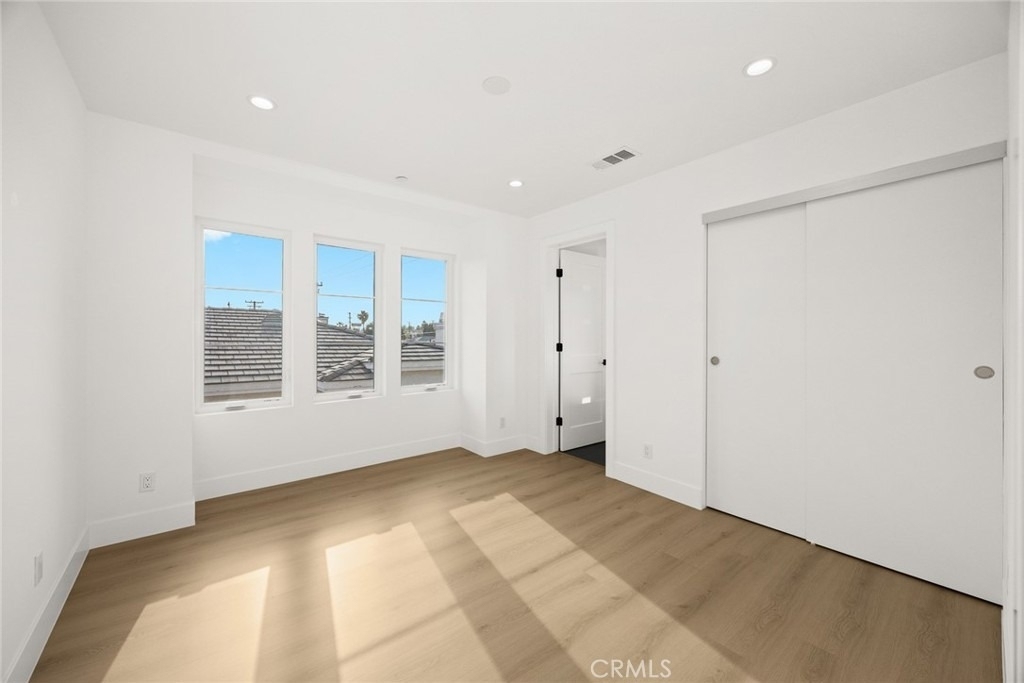 905 Sunset Blvd - Photo 22