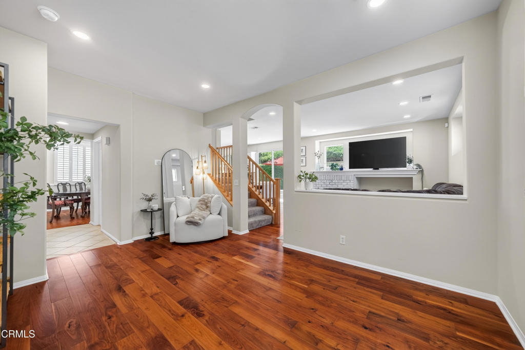 3889 Angeline Street - Photo 2