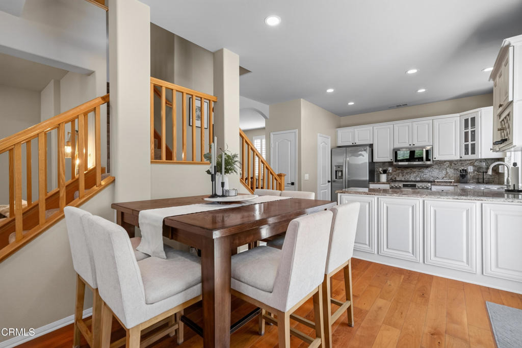 3889 Angeline Street - Photo 8