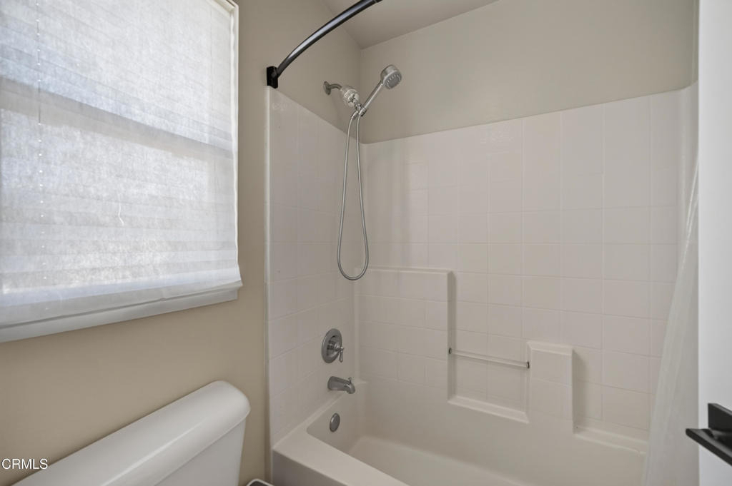 3889 Angeline Street - Photo 34