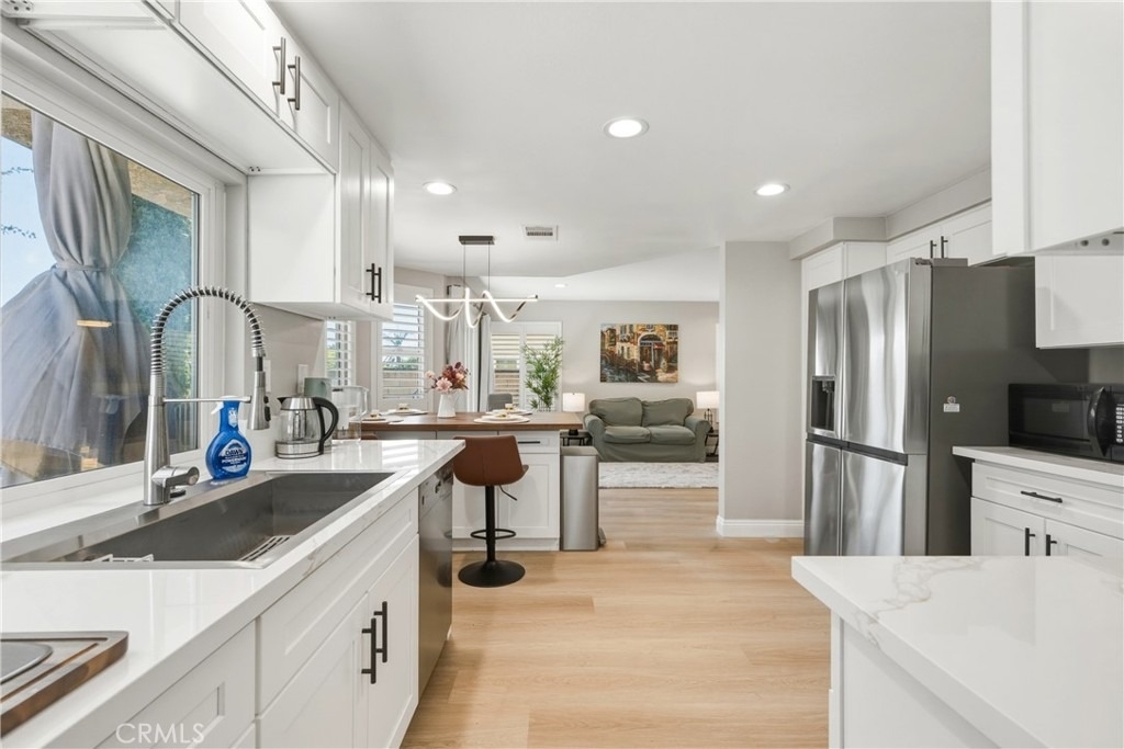 10227 Northridge - Photo 6